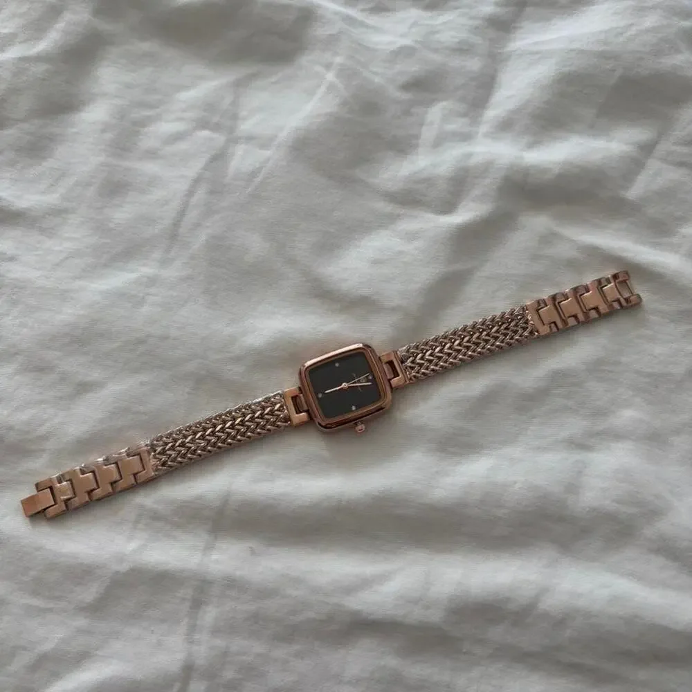 Women’s Rose Gold Square Watch Black Dial Luxury Mesh Band Elegant Waterproof - Picture 3 of 5